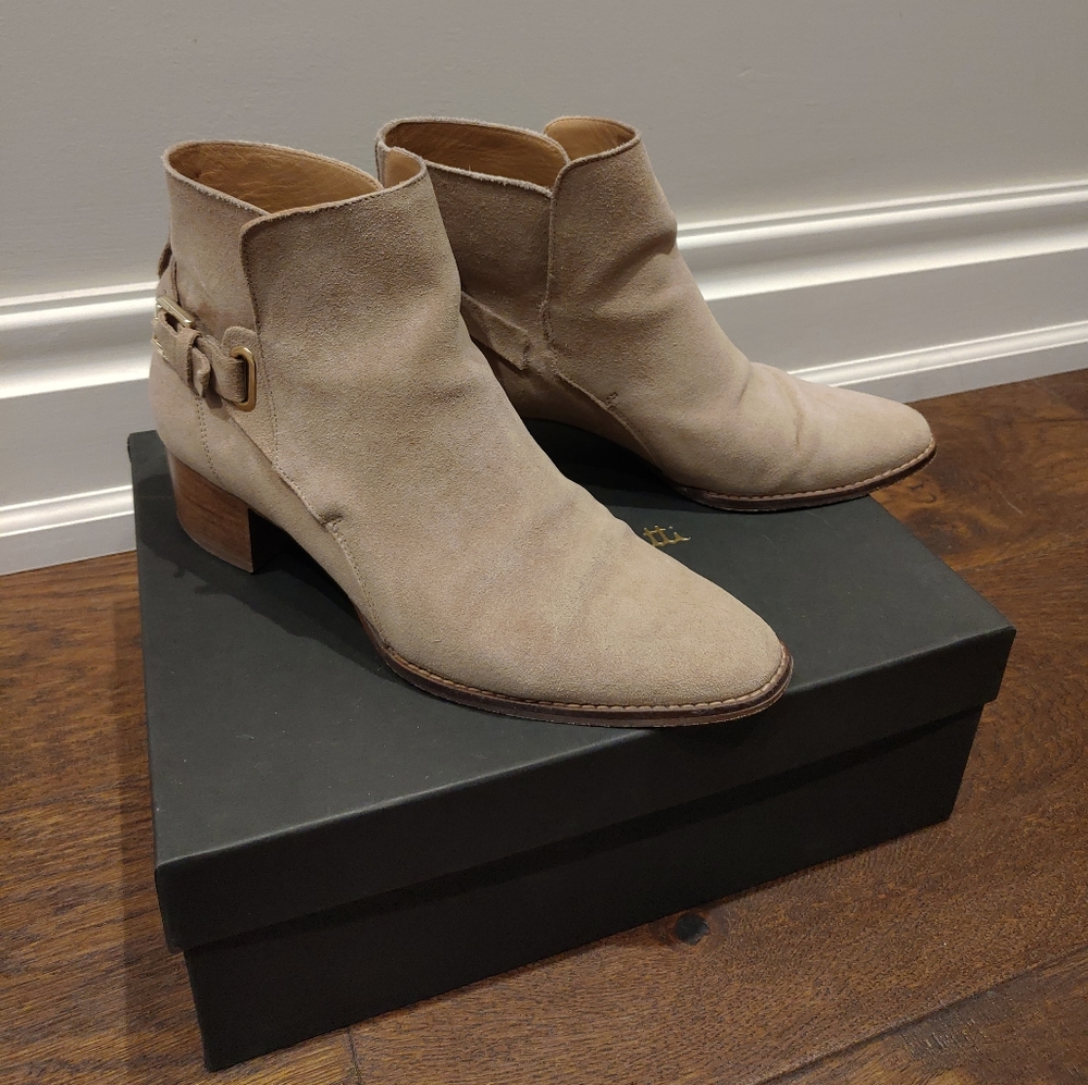 Massimo Dutti Suede Ankle Boots
